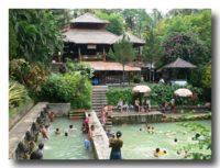 バリ島のバンジャール温泉