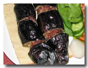 パトゥルジャン・ケバブ　茄子と挽肉のケバブ