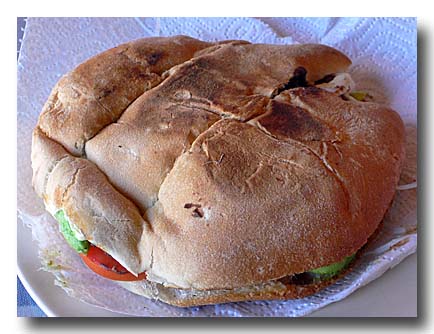 トルタス　メキシコ風サンドイッチ