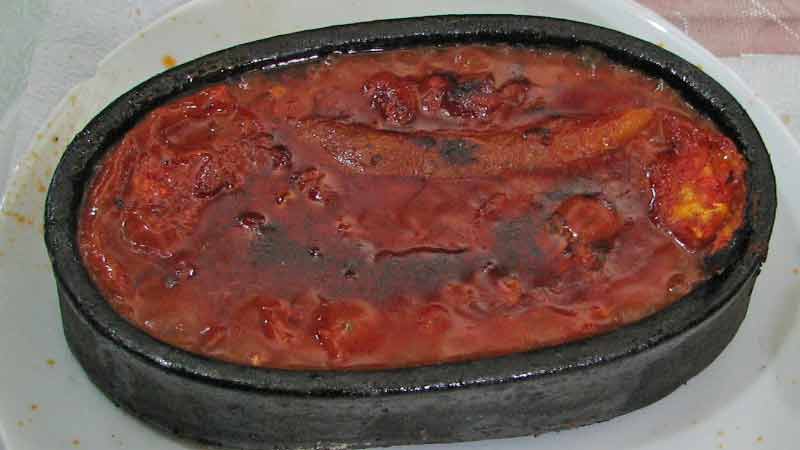 キレミット・ケバブ（肉とトマトの窯焼き）