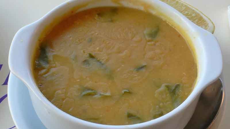 ショルバ・アッダス　（レンズ豆のスープ）