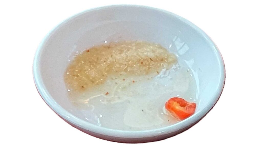 ムイ・ティウ・チャンMuối tiêu chanh　塩、胡椒、レモンのタレの写真